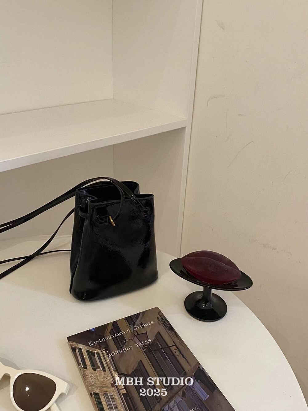 MBH Oil Wax Cowhide Leather Mini Bucket Bag Crossbody Shoulder Bag - Image 4