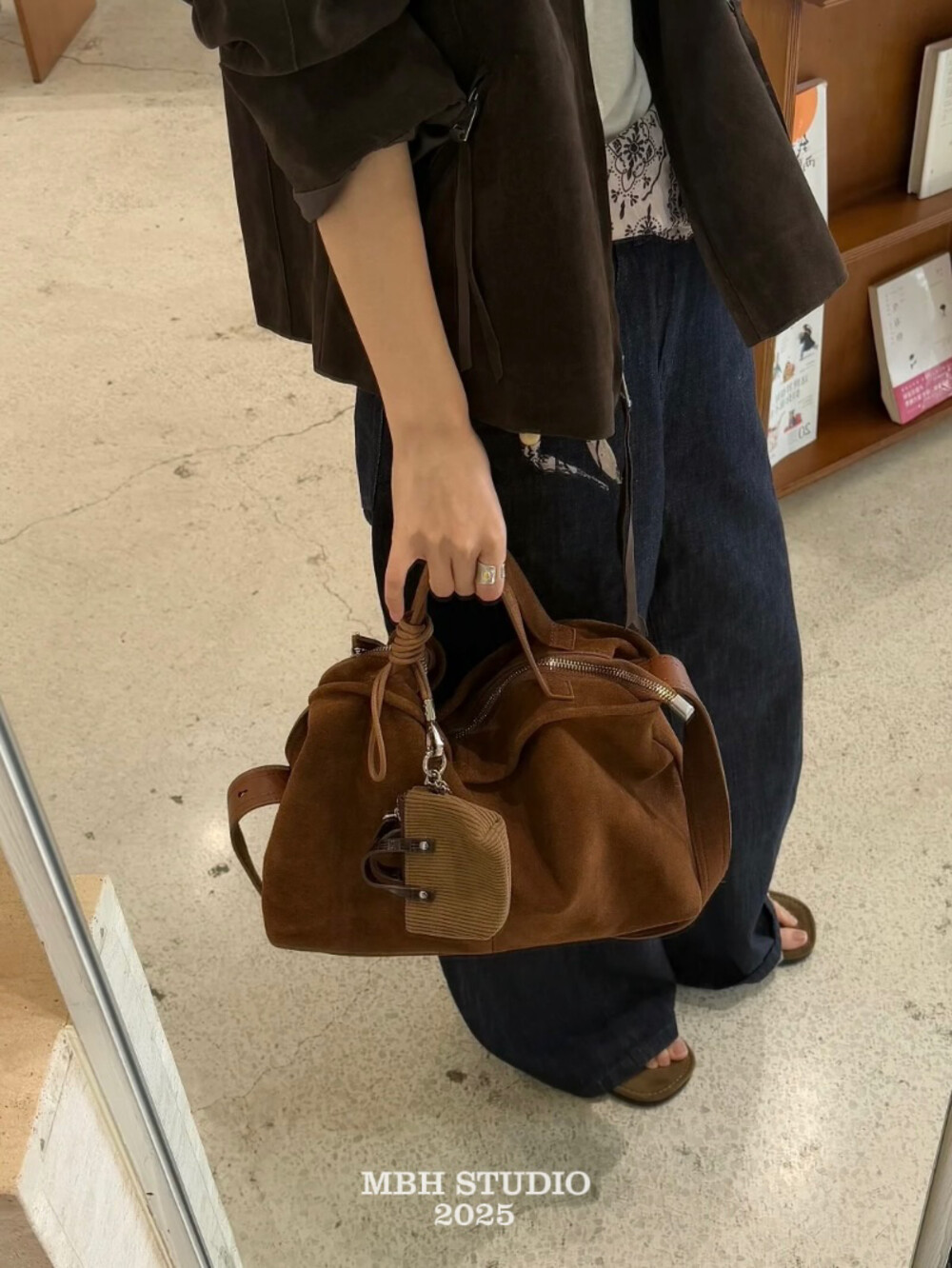 MBH Winter Relaxed Korean Style Tote Bag Large Capacity Commuter Crossbody Shoulder Handbag - Image 3