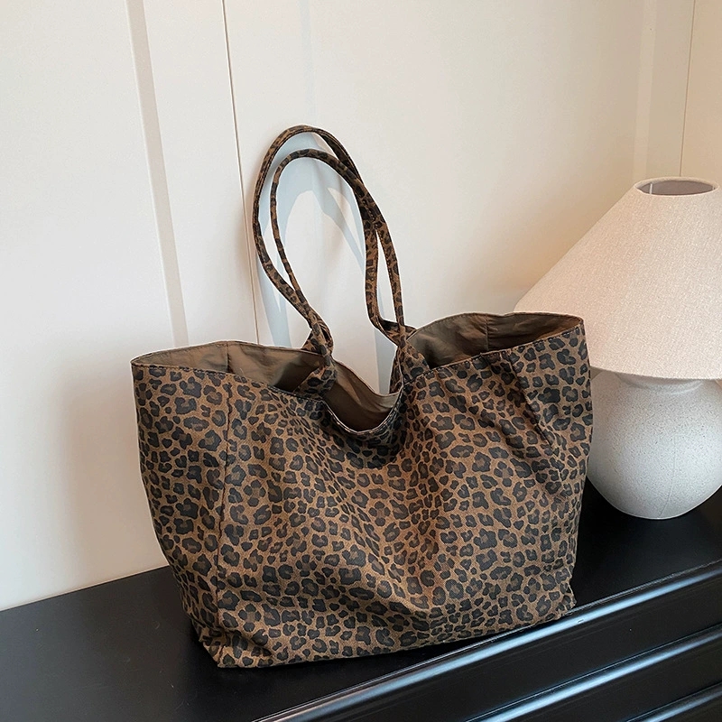 Reversible Leopard Print Tote Bag Women Casual Large Capacity Shoulder Bag - Image 2