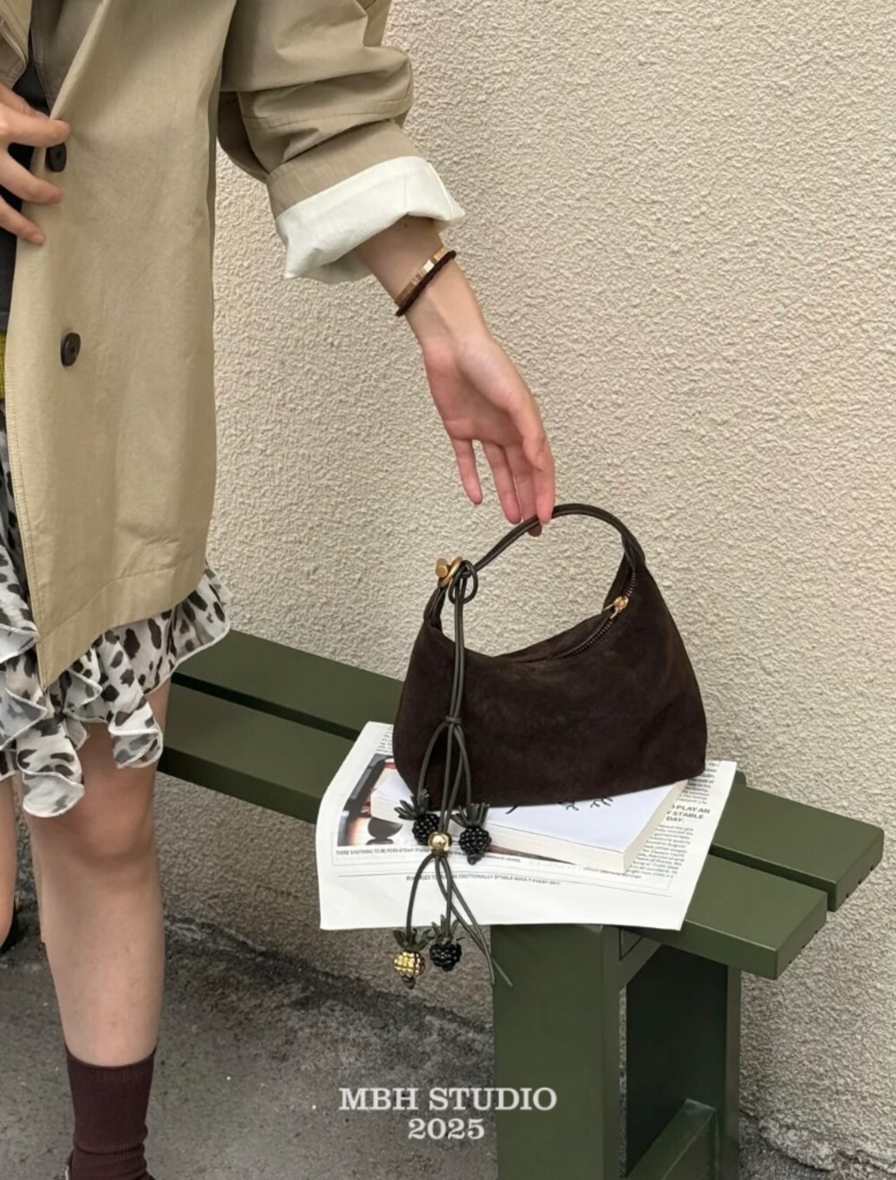 MBH Vintage Suede Bento Bag Casual Crossbody Handbag with Strap - Image 4