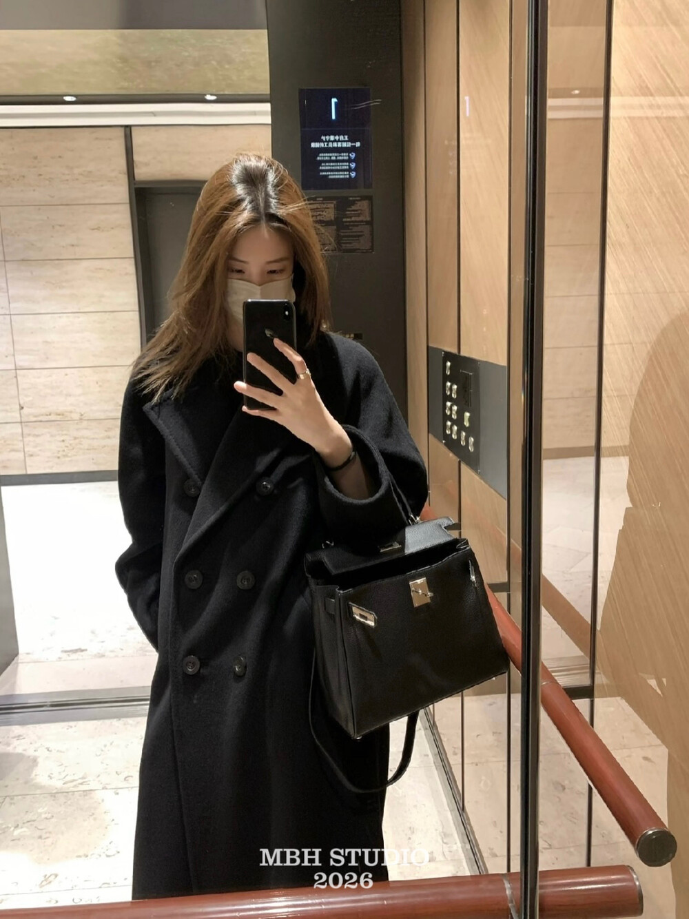 MBH Top Grain Leather Kelly Bag Old Money Style Large Capacity Commuter Crossbody Handbag with Shoulder Strap and Lock - Image 2