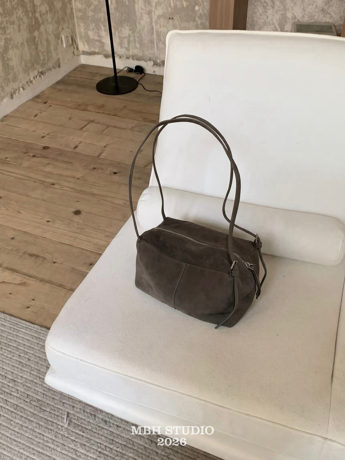 MBH Mini Boston Pillow Bag in Top Grain Leather Casual Shoulder Bag - Image 3