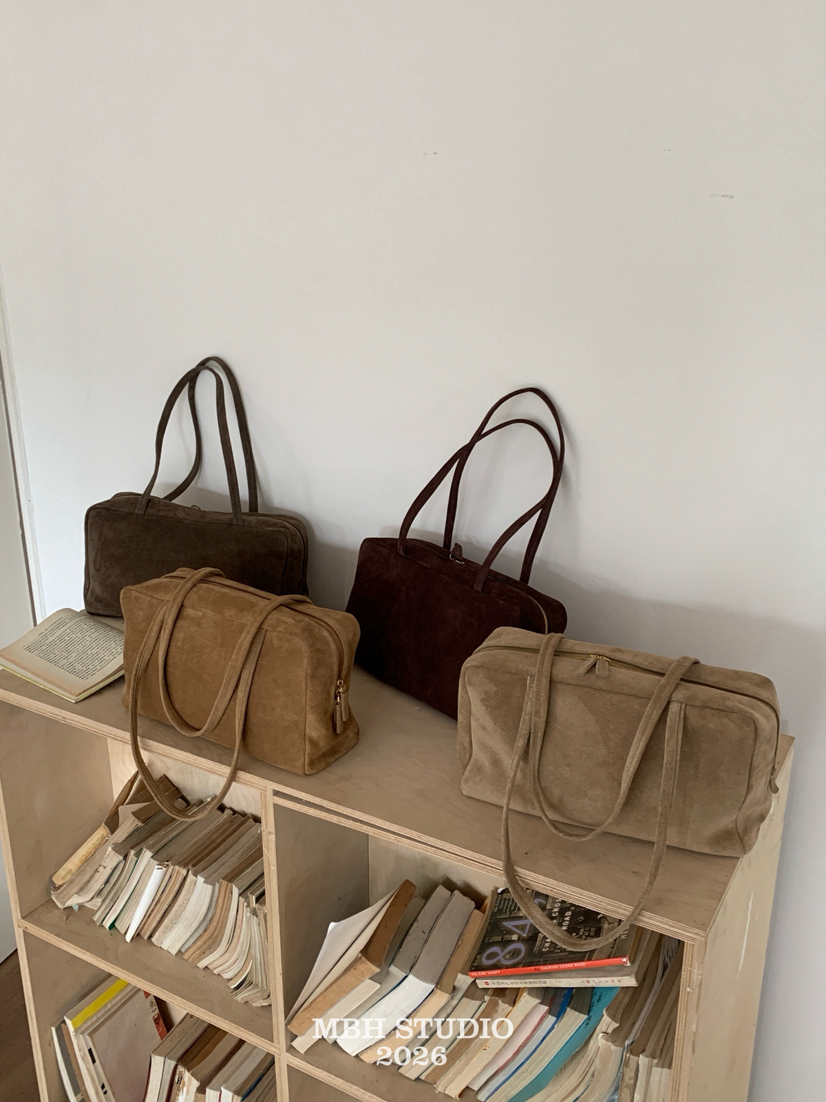 MBH Boston Bag in Matte Leather with Large Capacity for Casual Shoulder Wear